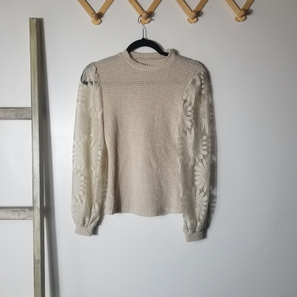 WOMEN'S LONG SLEEVE TAN WITH LACE SLEEVES BLOUSE SIZE SMALL